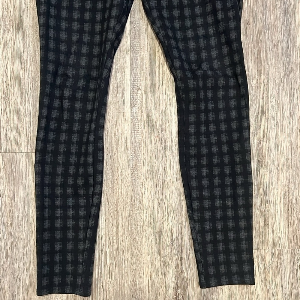 Joie Keena Leggings in DarkChar - Picture 4 of 11